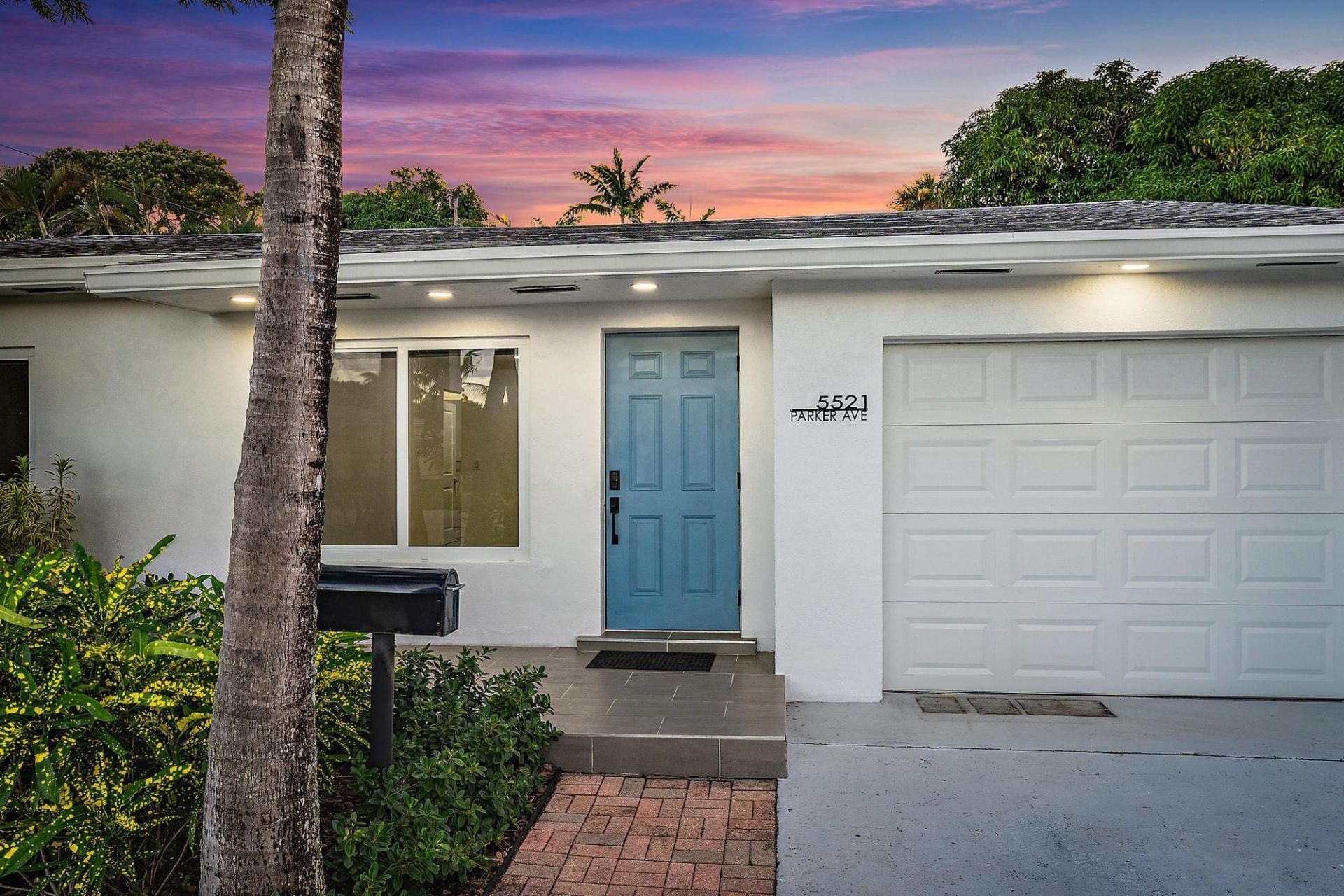 5521 Parker Avenue, West Palm Beach, FL 33405 Photo