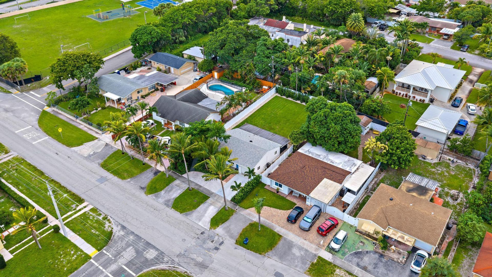 5521 Parker Avenue, West Palm Beach, FL 33405 Photo