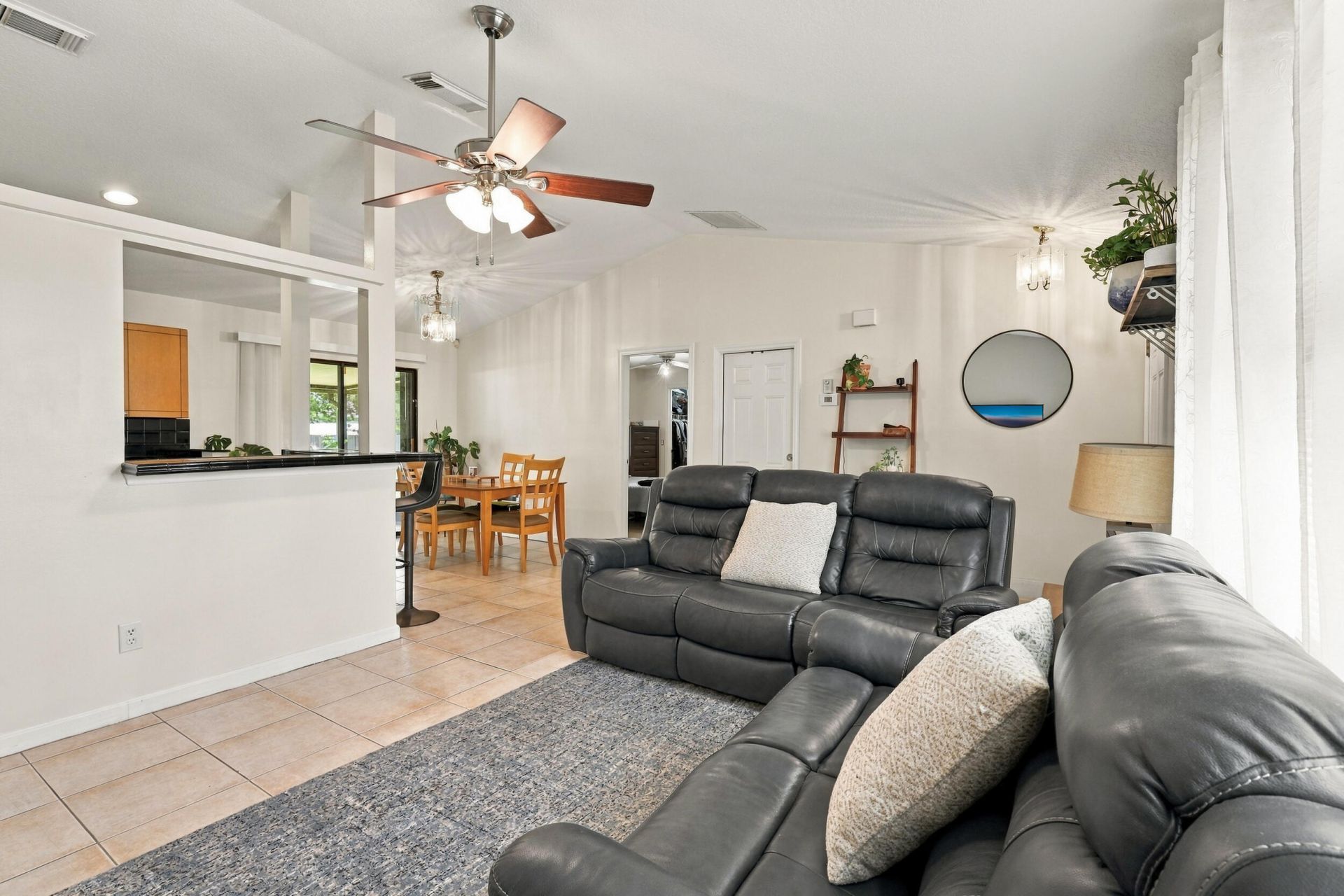 611 SW Dwight Avenue, Port Saint Lucie, FL 34983 Photo