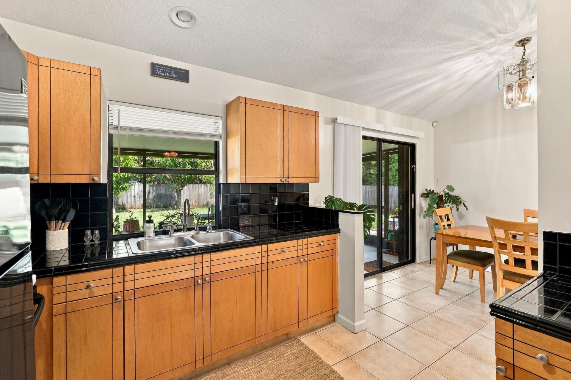 611 SW Dwight Avenue, Port Saint Lucie, FL 34983 Photo