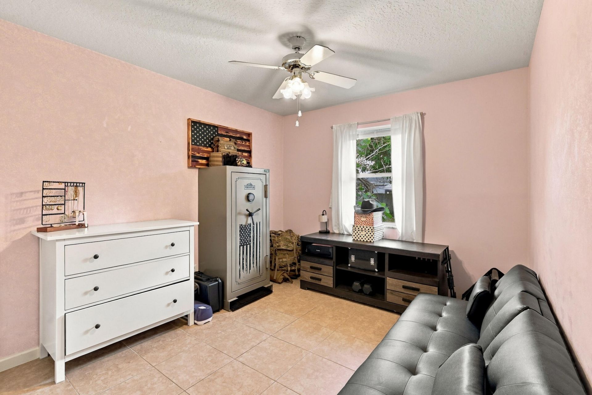 611 SW Dwight Avenue, Port Saint Lucie, FL 34983 Photo