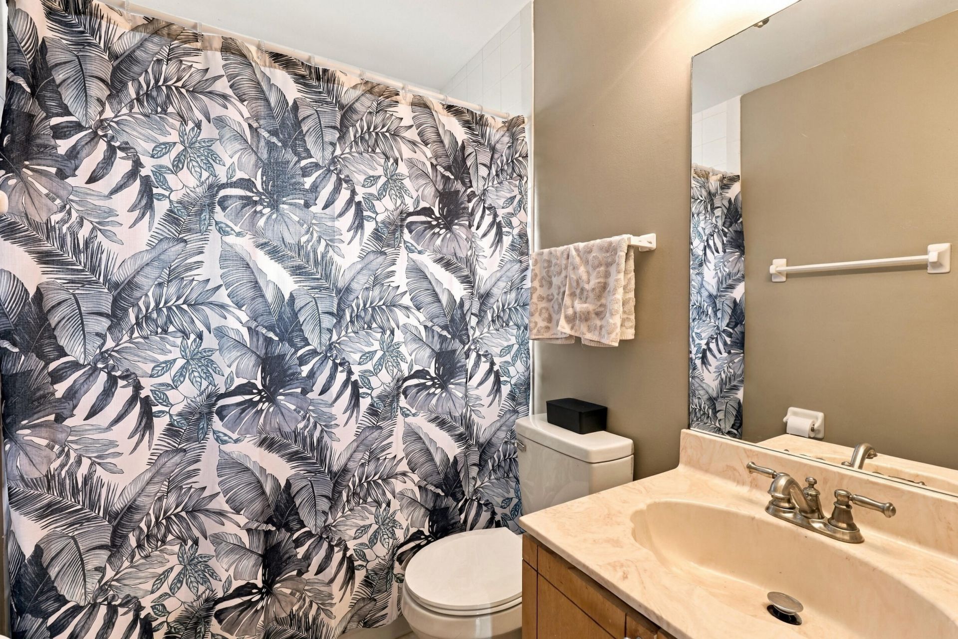 611 SW Dwight Avenue, Port Saint Lucie, FL 34983 Photo