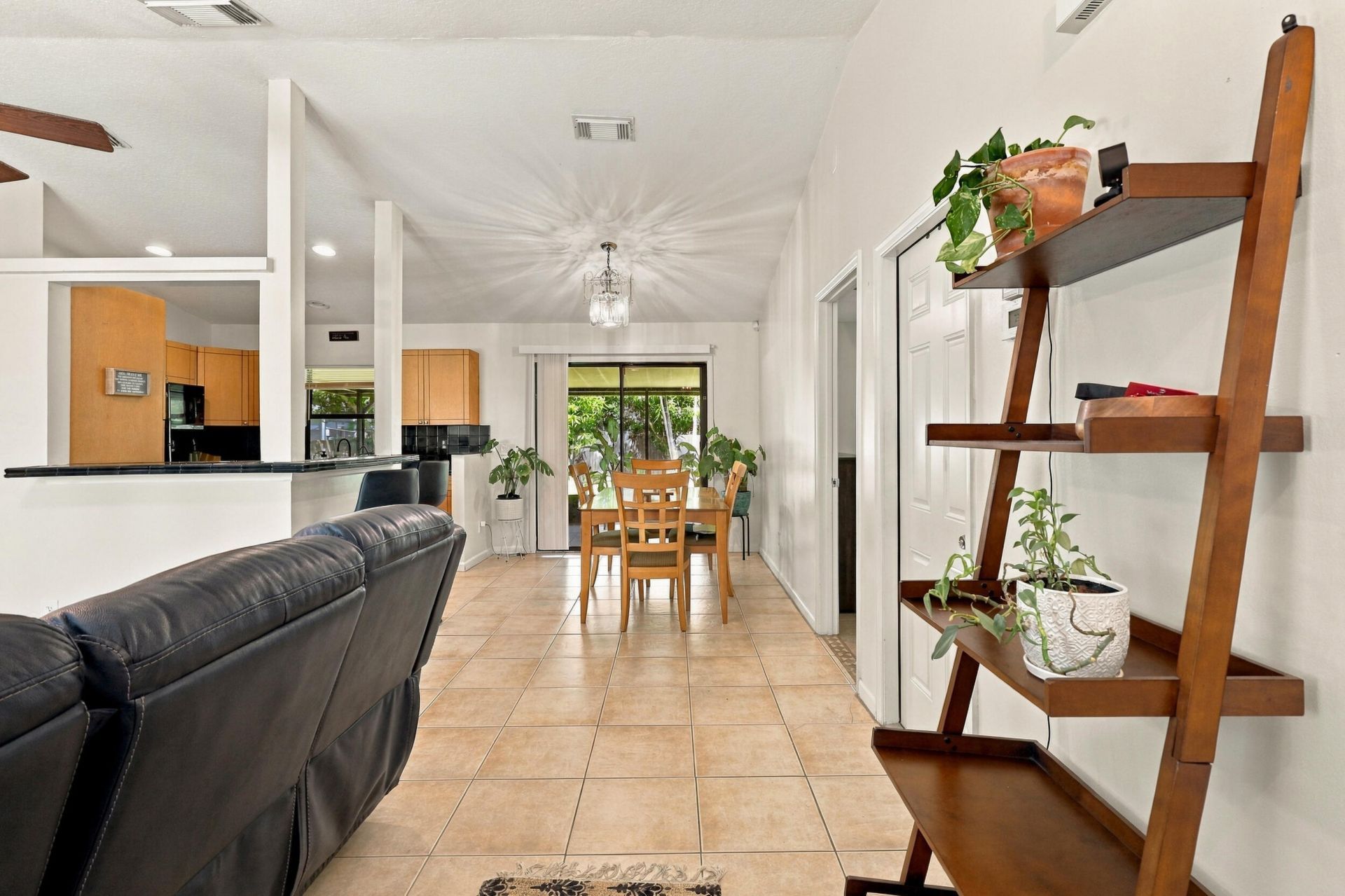 611 SW Dwight Avenue, Port Saint Lucie, FL 34983 Photo
