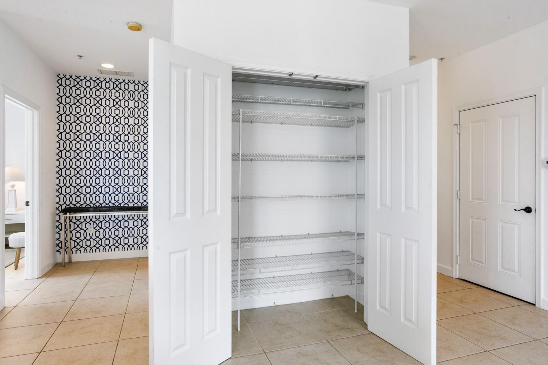 3960 N Flagler Drive, Unit 306, West Palm Beach, FL 33407 Photo