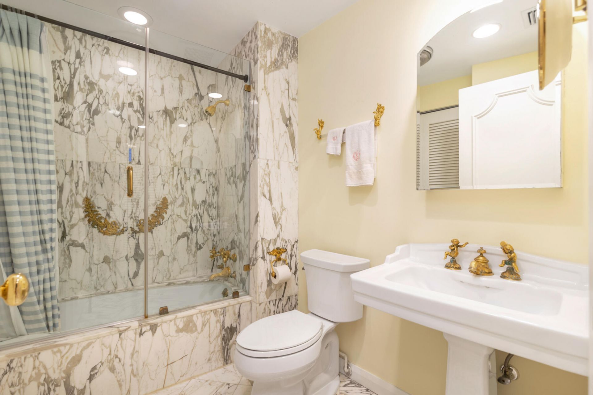 100 Royal Palm Way, Unit 4-A, Palm Beach, FL 33480 Photo