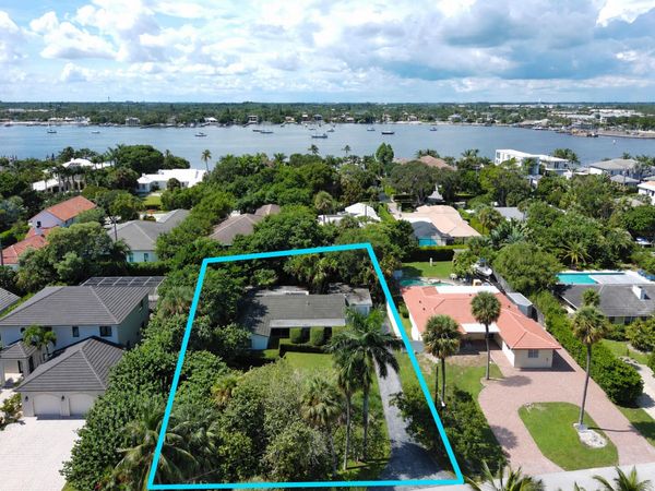 417 SE ATLANTIC Drive, Lantana, FL 33462