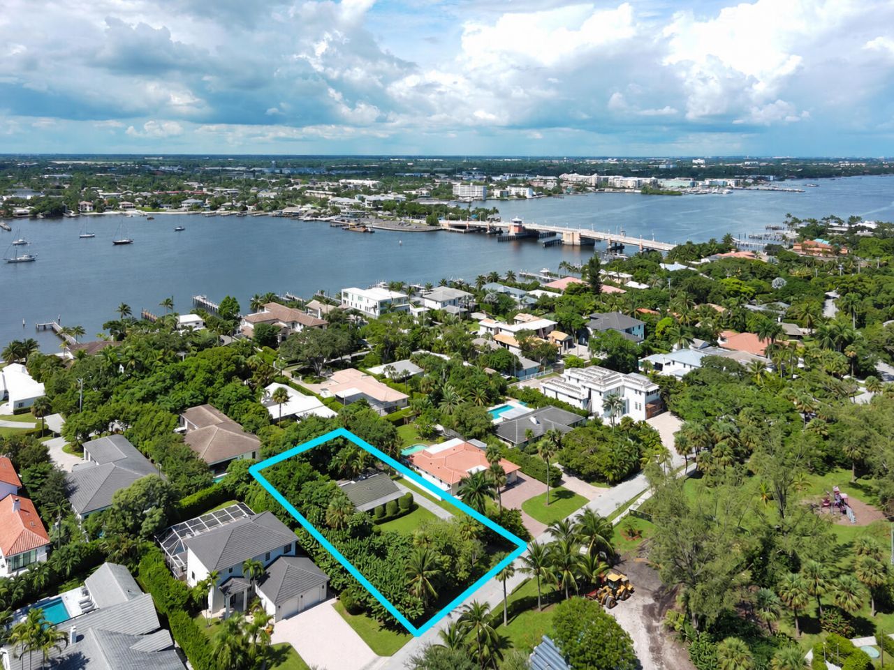 417 SE Atlantic Drive, Lantana, FL 33462 Photo