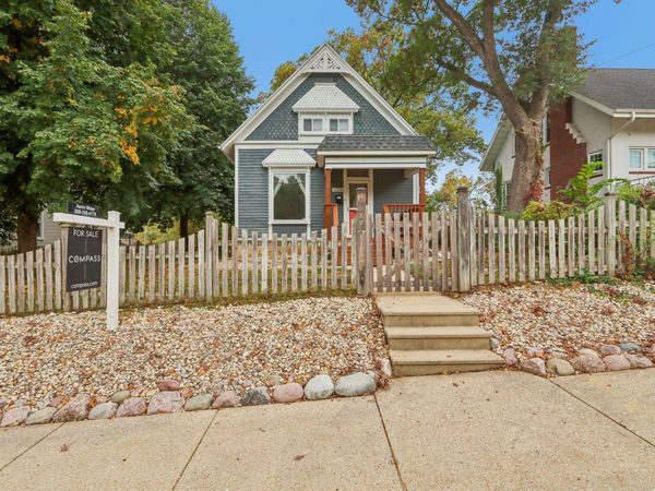 624 S Garfield Avenue, Janesville, WI 53545