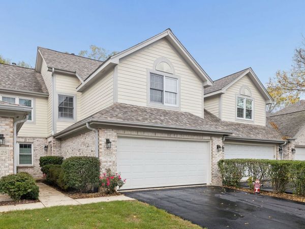 5427 Ashbrook Place , Downers Grove, IL 60515