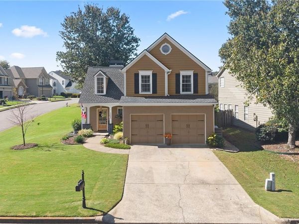 13085 Crabapple Lake Drive, Roswell, GA 30076