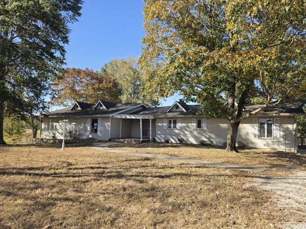 3905 W Farm Road 2 , Brighton, MO 65617