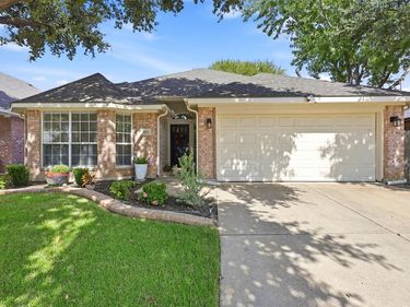 5213 Warm Springs Trail, Fort Worth, TX 76137