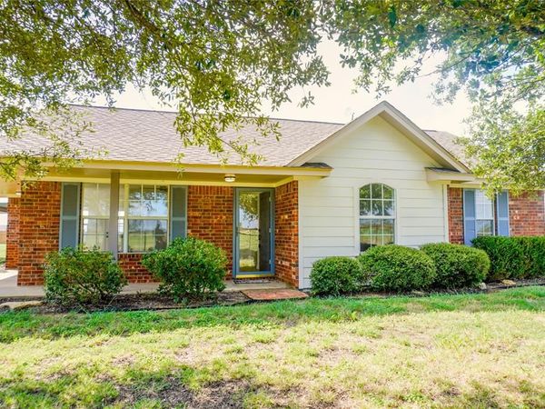 10720 Expedition Drive, Godley, TX 76044