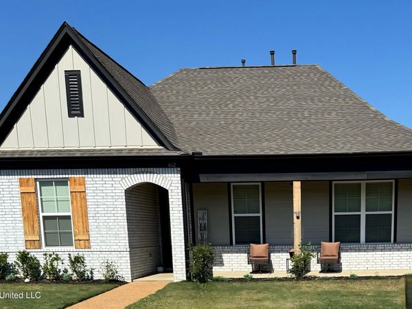 612 Bolivar Drive, Nesbit, MS 38651
