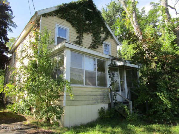 322 Vliet Boulevard, Cohoes, NY 12047