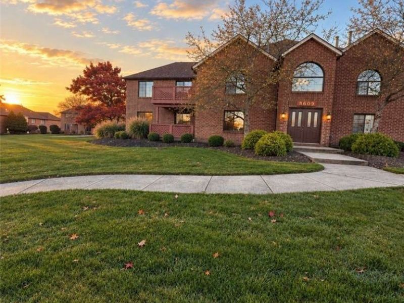 8609 Scenicview Drive, Unit 201, Broadview Heights, OH 44147 Photo 1