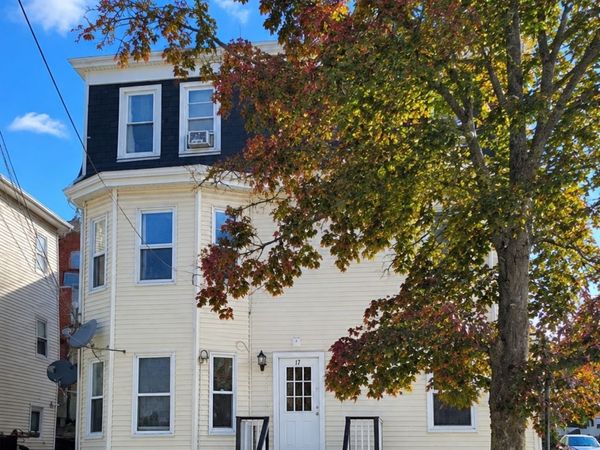 17 Warren St, Unit 1, Peabody, MA 01960