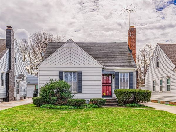 15606 Scottsdale Boulevard , Shaker Heights, OH 44120