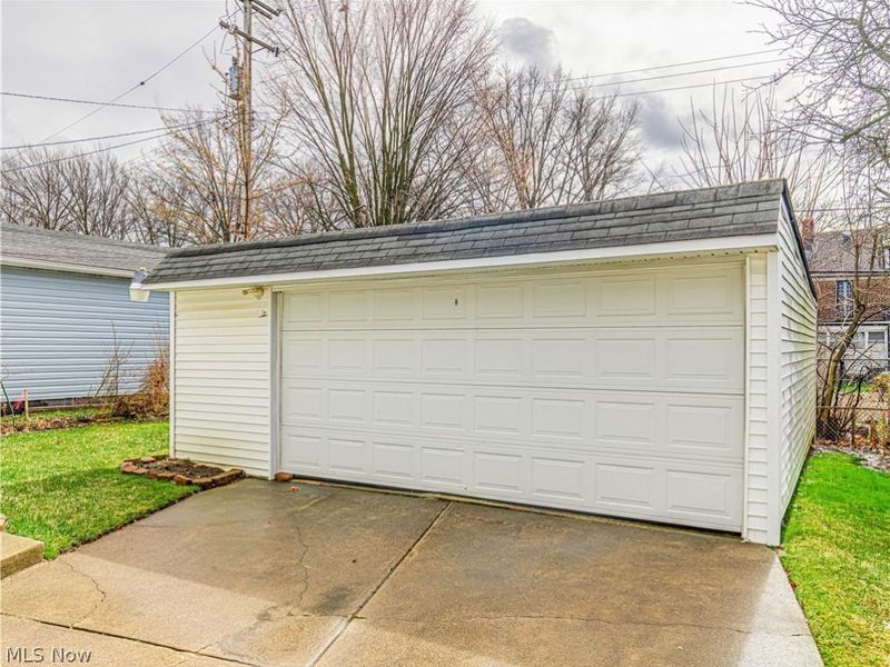 15606 Scottsdale Boulevard, Shaker Heights, OH 44120 Photo 3