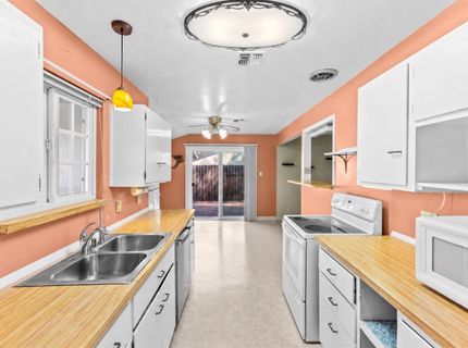 1402 Gerry Way, Roseville, CA 95661 Photo