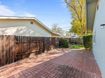 1402 Gerry Way, Roseville, CA 95661 Photo