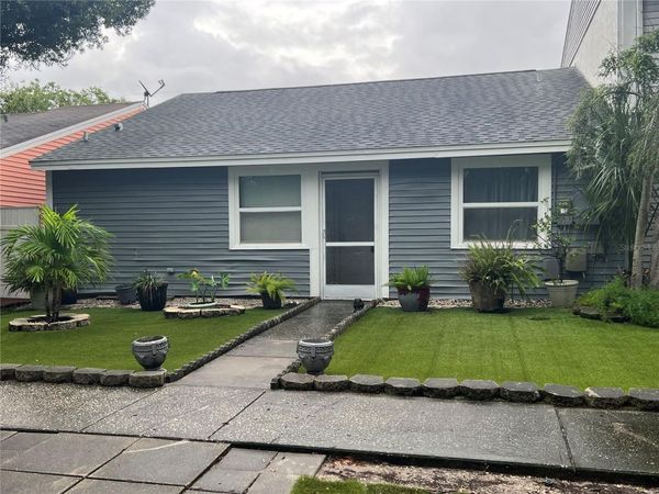 4715 STONEPOINTE PLACE, TAMPA, FL 33634
