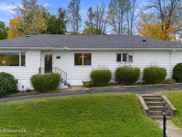 934 S Valley Avenue , Throop, PA 18447