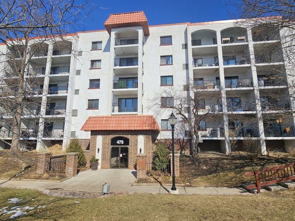 475 PLUM CREEK Drive , Unit 505, Wheeling, IL 60090