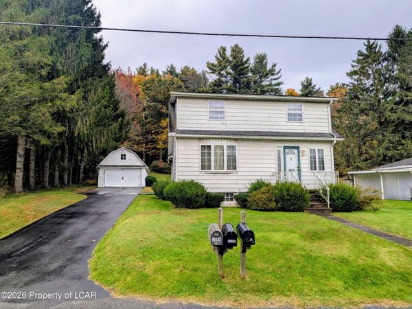 2075 Chase Road, Jackson Township, PA 18708