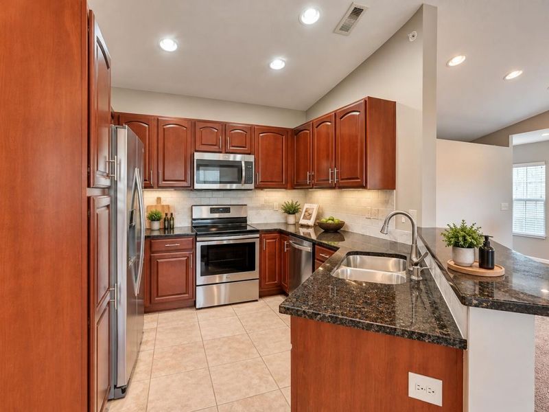 2243 Rolling Hills Drive, Covington, KY 41017 Photo 4