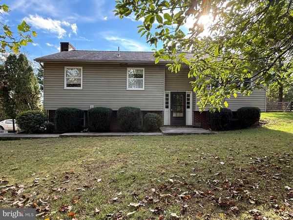 368 ANDERSON ROAD, MARTINSBURG, WV 25404