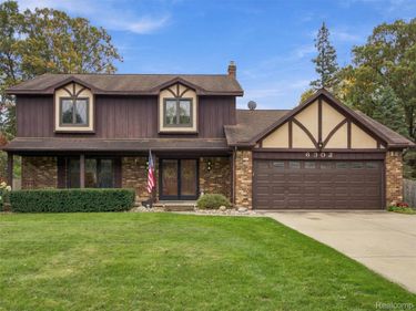 6302 Kings Pointe Road, Grand Blanc Township, Mi 48439