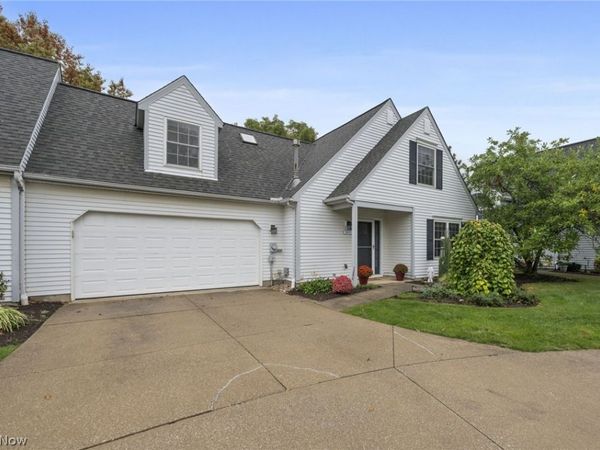 14635 Settlers Way , Unit 159, Strongsville, OH 44149