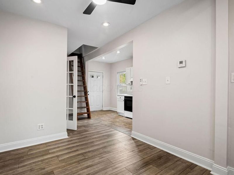 202 Leeds Alley, Columbus, OH 43202 Photo 9