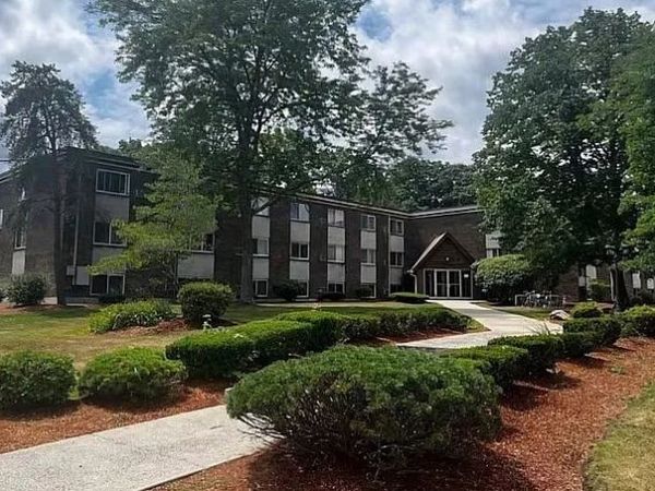 9 Weld St, Unit 11, Framingham, MA 01702