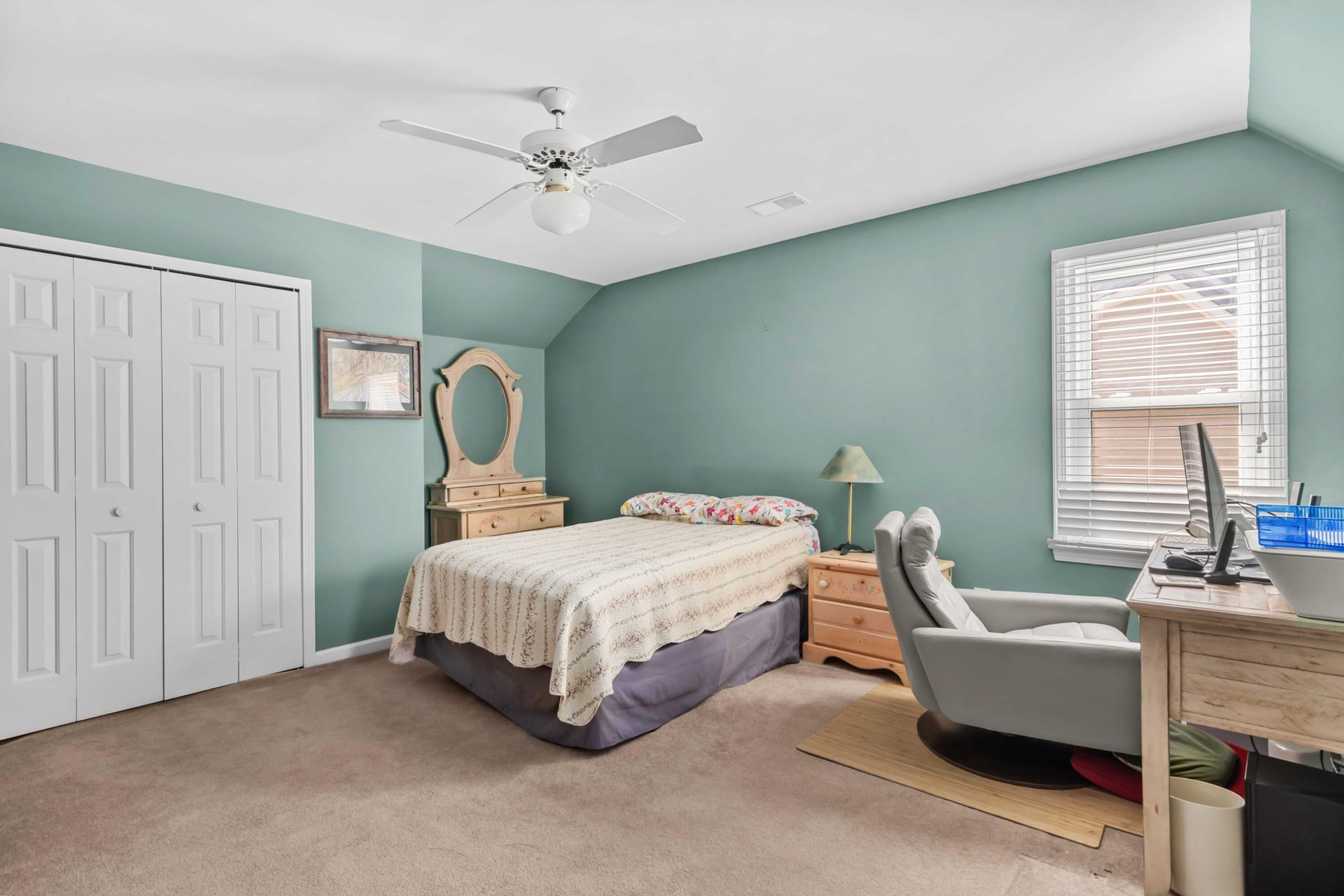 2724 Gaston Gate Photo 32
