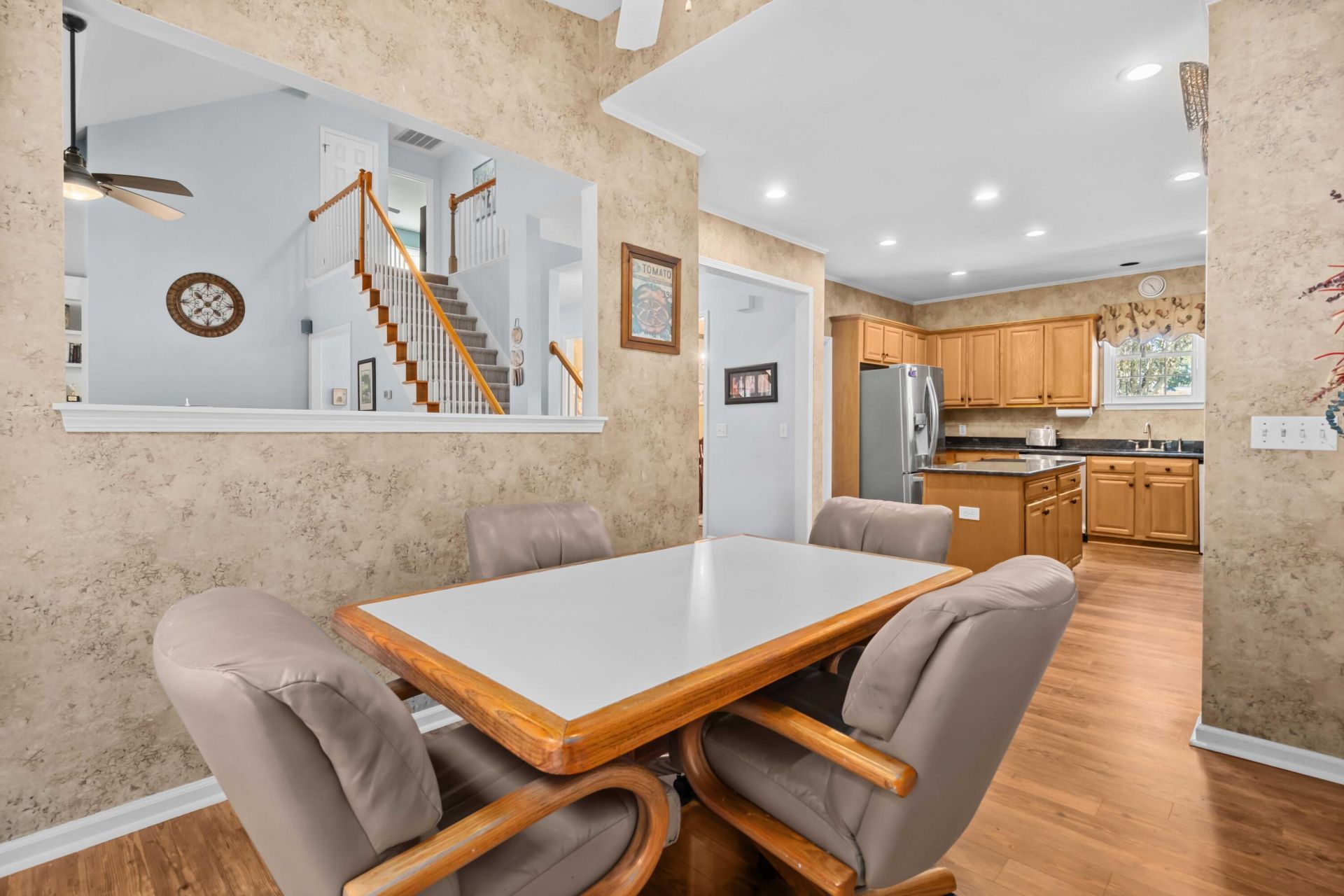 2724 Gaston Gate Photo 8