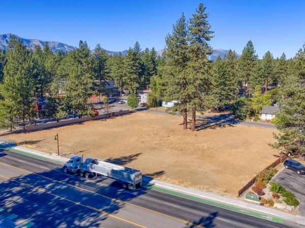 2659 Lake Tahoe Boulevard, South Lake Tahoe, CA 96150