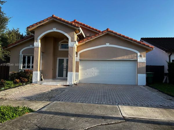 8995 NW 148th St , Unit 8995, Miami Lakes, FL 33018