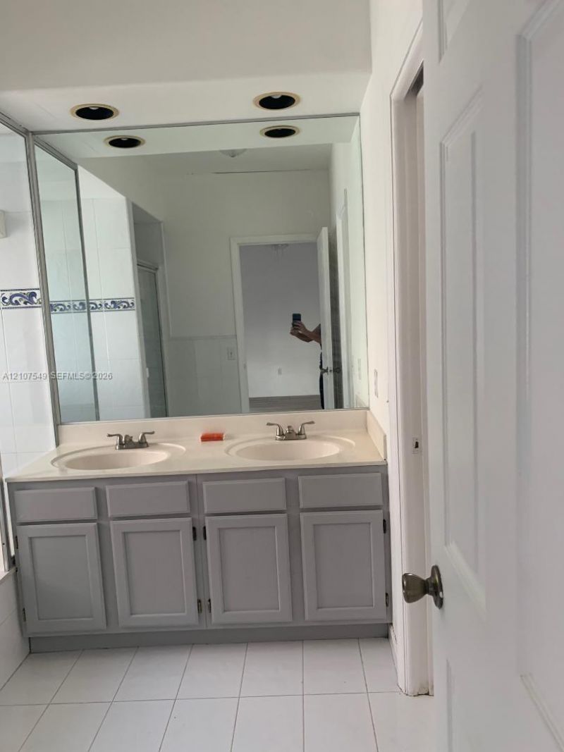 8995 NW 148th St , Unit 8995, Miami Lakes, FL 33018 Photo