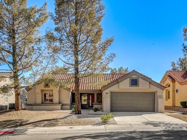 9437 Eagle Valley Drive , Las Vegas, NV 89134