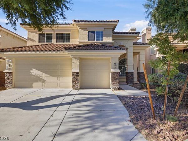 2884 Gables Vale Court , Las Vegas, NV 89121