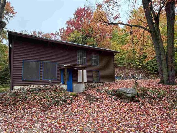 2241 Heartwood Drive, East Jordan, MI 49727