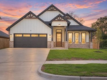 2615 25th Street, Fort Worth, TX 76106