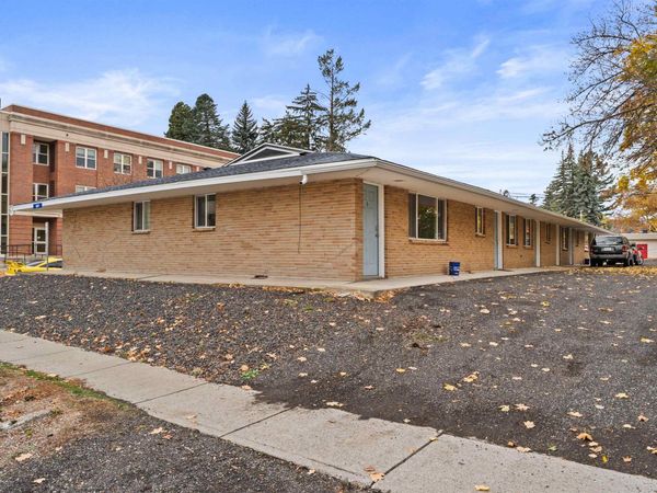 607 C St, Cheney, WA 99004
