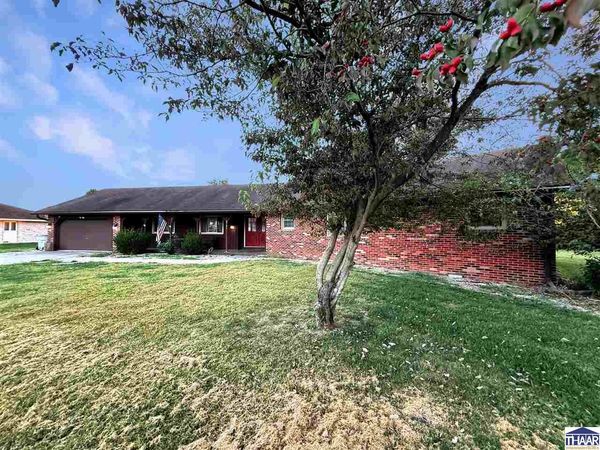 4751 S 19 1/2, Terre Haute, IN 47802