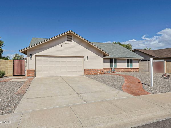 8626 W GREENBRIAN Drive, Peoria, AZ 85382