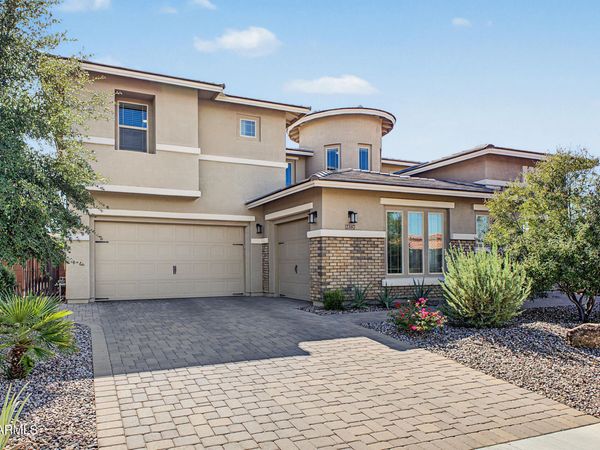 2387 E SUSAN Drive, Gilbert, AZ 85298