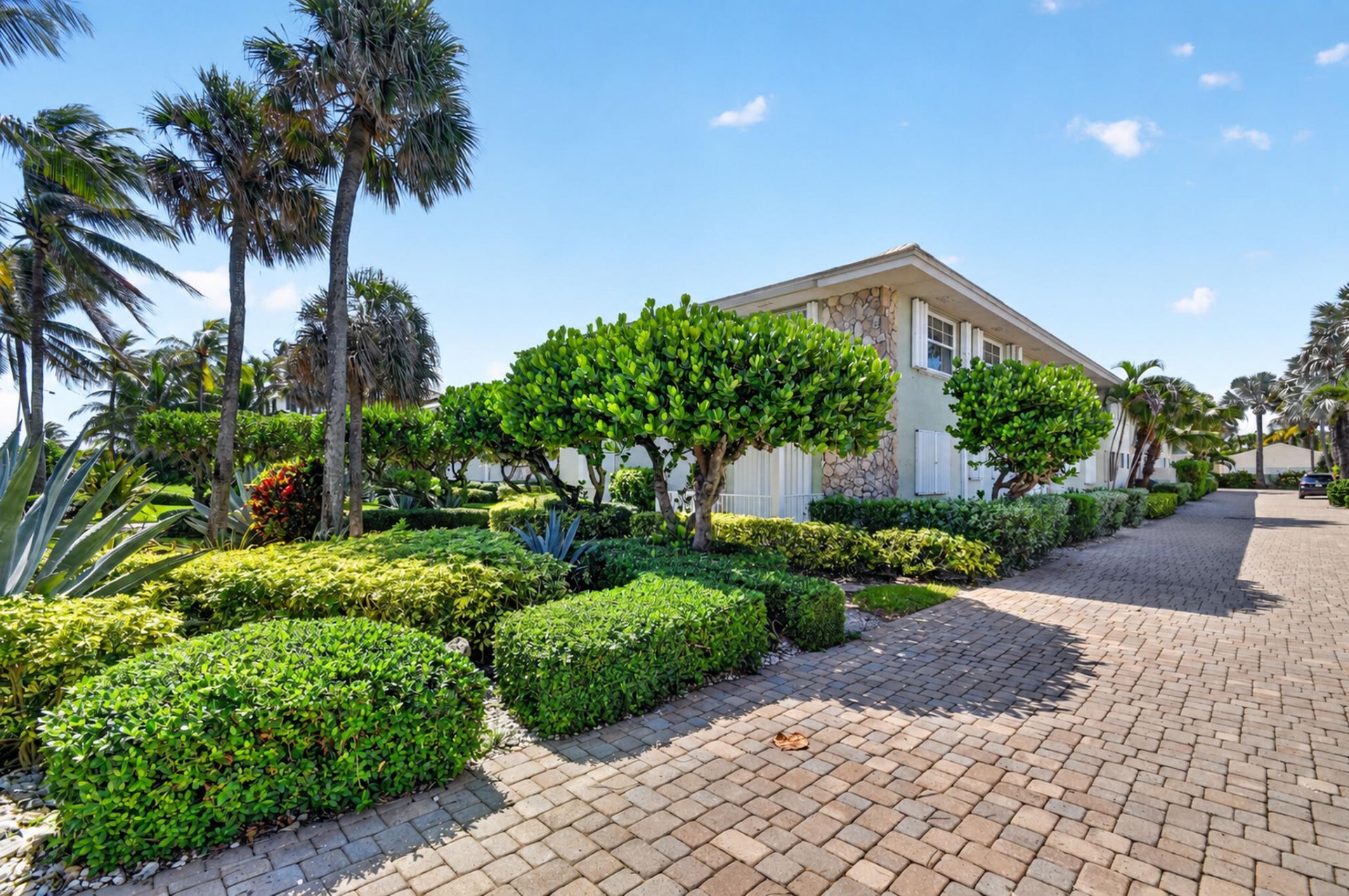 5500 Old Ocean Boulevard, Unit 210, Ocean Ridge, FL 33435 Photo