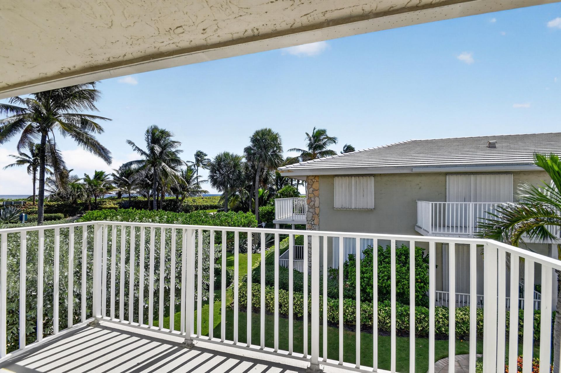 5500 Old Ocean Boulevard, Unit 210, Ocean Ridge, FL 33435 Photo